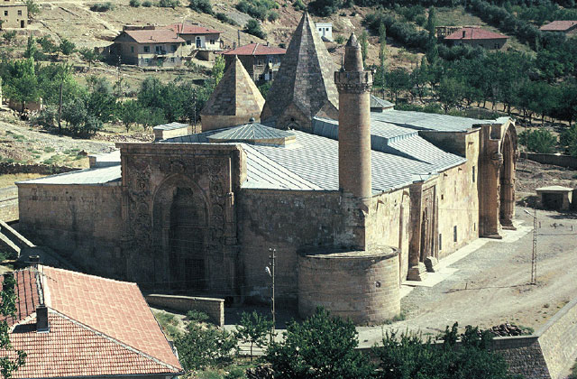 ディヴリーイの大モスクと病院